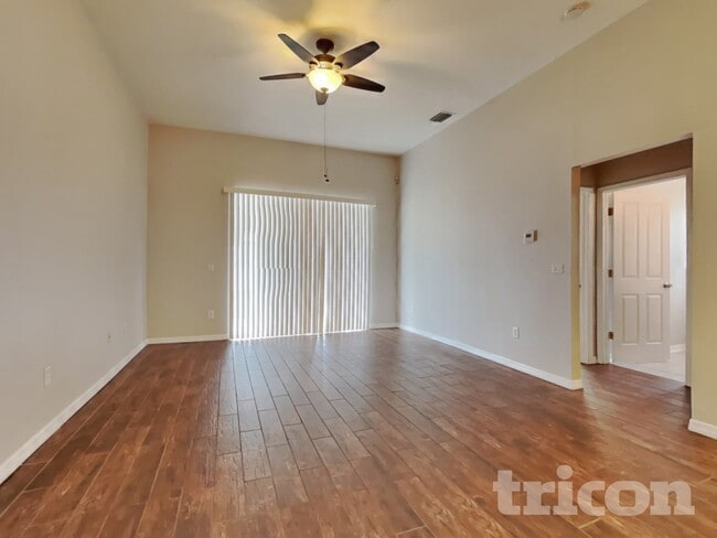 Photo - 6816 Monarch Park Dr