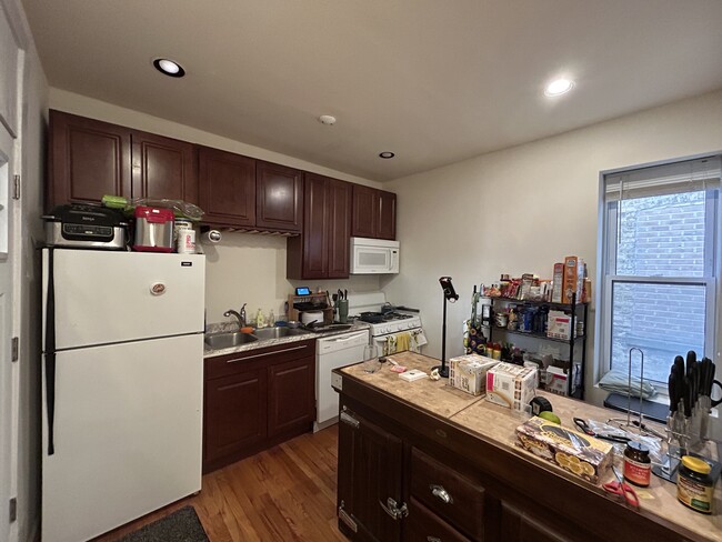 Photo - 4621 N Rockwell St Condo Unit 1