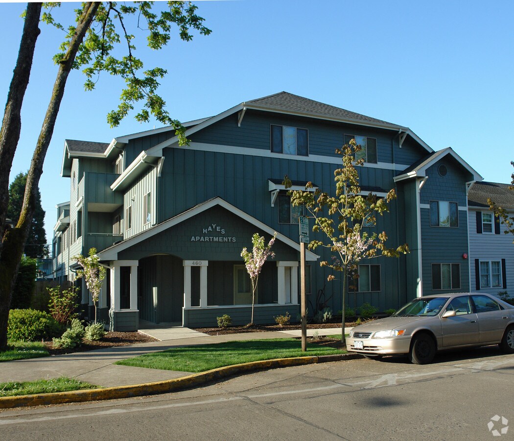 Hayes Apartments - Hayes Apartments