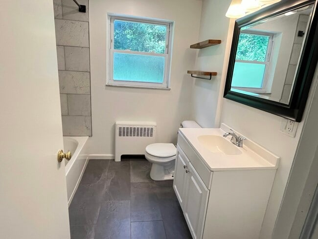 Photo - 3672 Brotherton Rd