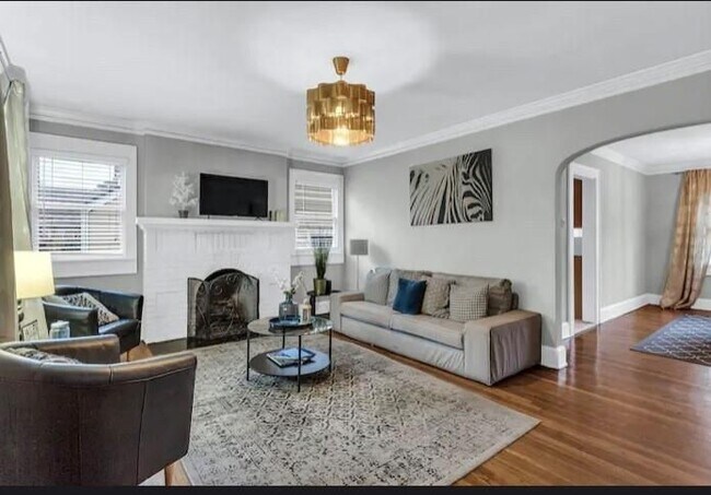 Photo - 1354 Winburn Dr