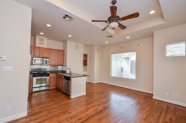 Photo - 3834 Center St Unit False