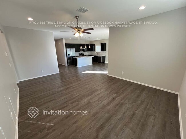 Photo - 21167 W Cypress St