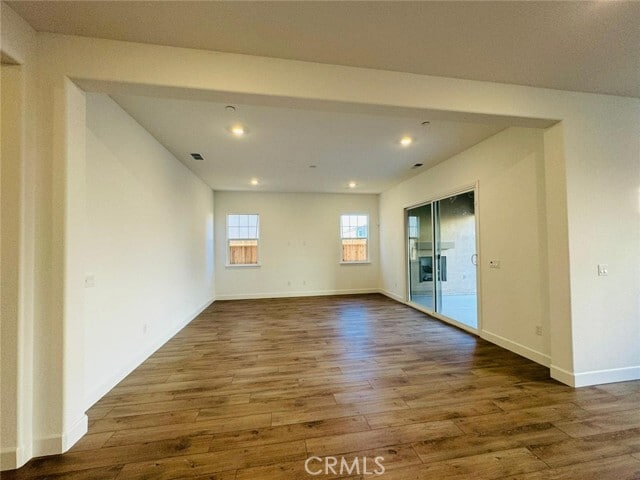 Photo - 5042 Brooks Cir