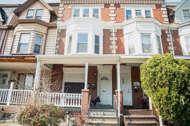 Building Photo - 906 N 4th St Unit 2