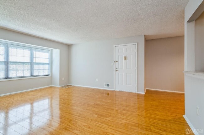 15 Feiler Ct