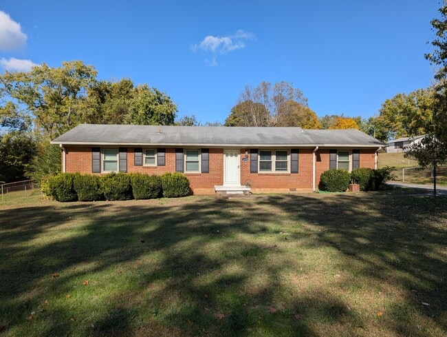 Photo - 2310 Denham Ave