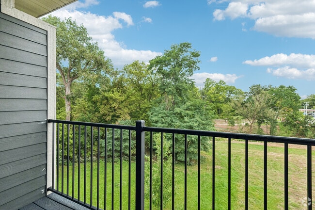 1BR, 1BA - 710SF -