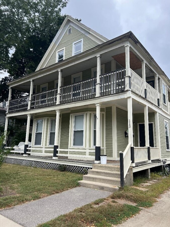 Heat Included - 113 Cross St Apartamentos