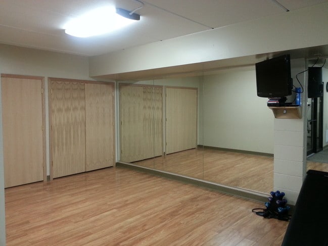 Fitness Center - Dance Floor