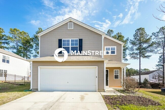 Building Photo - 4 Bedroom Pet-Friendly Home in Knightdale, NC with Main Street Renewal