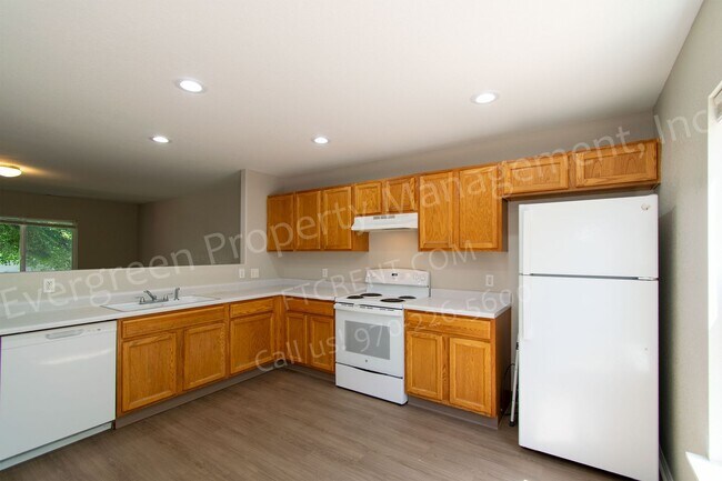 Photo - 3326 Warren Farm Dr