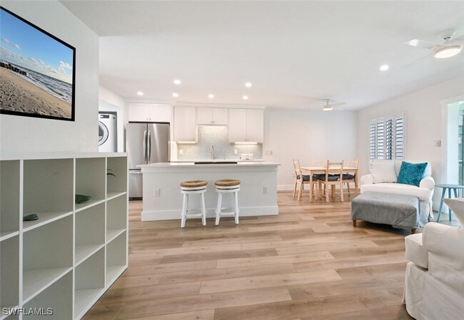 Building Photo - 250 7th Ave S Unit 202 Rental