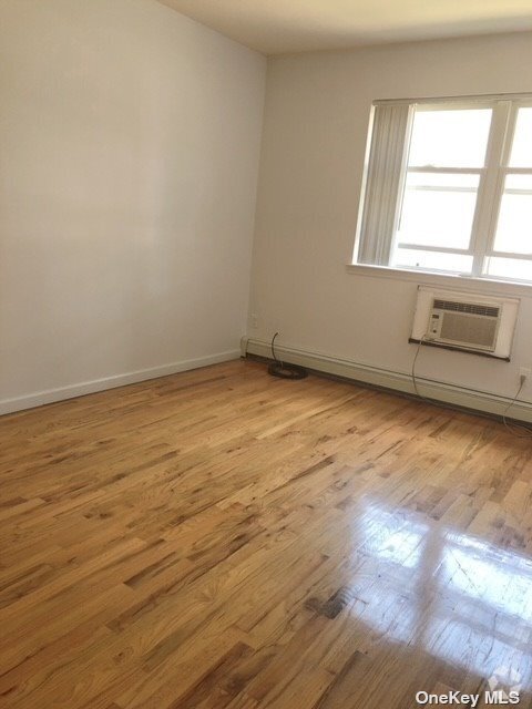 Building Photo - 166-13 65th Ave Rental