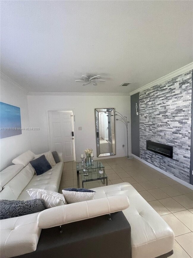 Photo - 3102 NE 3rd Dr