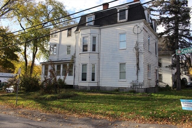 Building Photo - 24 N Main St Unit 1