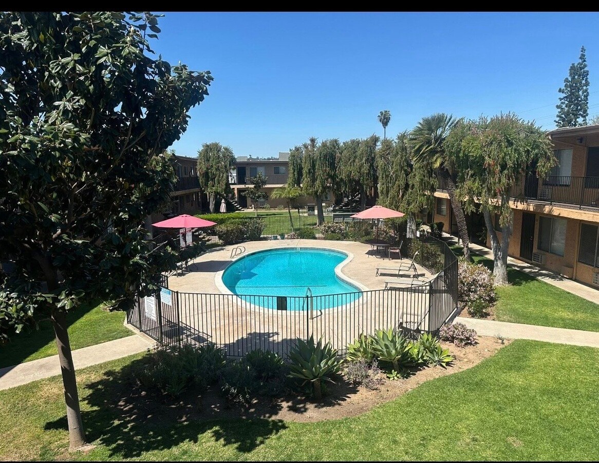 Photo - 563 Broadway Unit 36