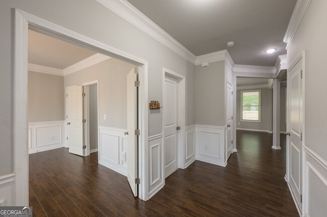 Photo - 3296 Oxford Mill Ln