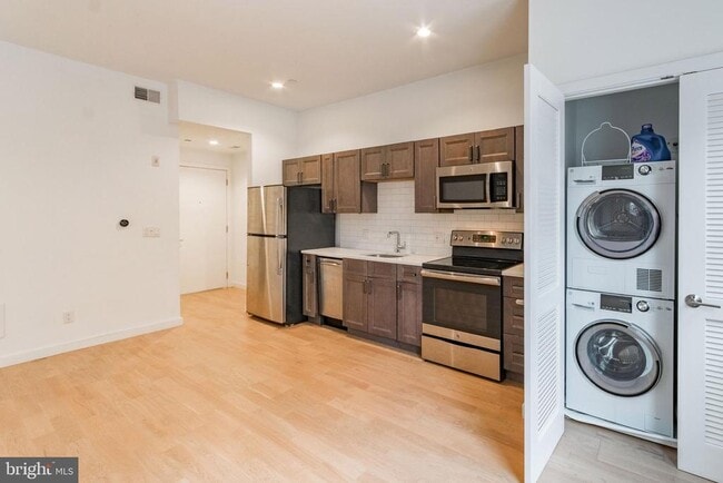 Photo - 507 S 8th St Unit 102