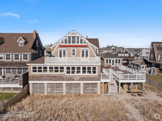 Building Photo - 409 East Ave Rental