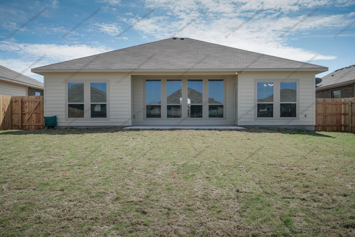 Photo - 612 Cross Dr.