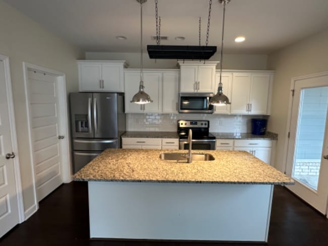Photo - 131 Spadeleaf Blvd
