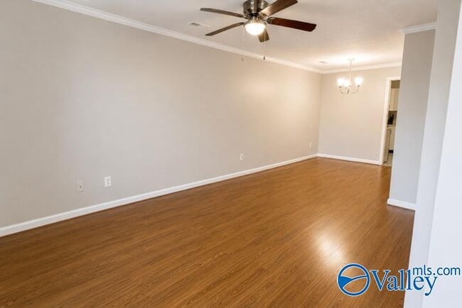 Photo - 116 Sycamore Pl