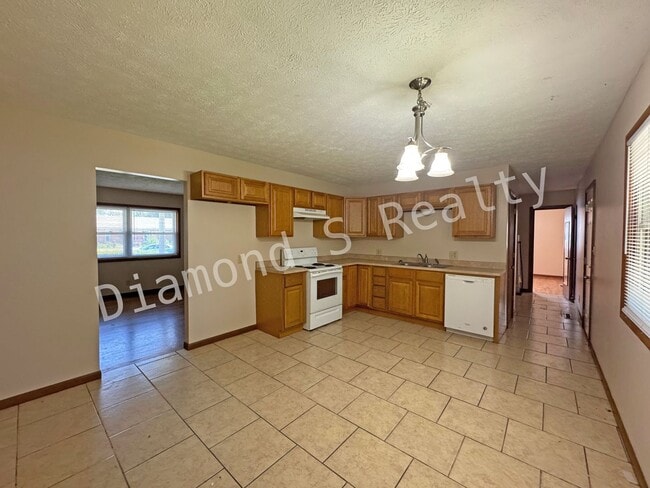 Photo - Charming 3 Bedroom Home Available Now