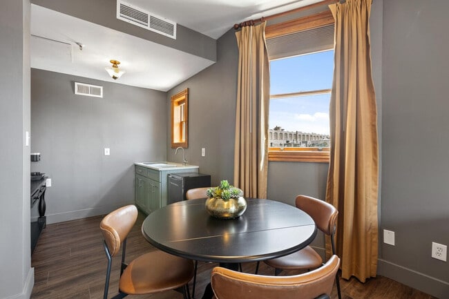 Photo - 100 Orchard St Unidad ID1285734P