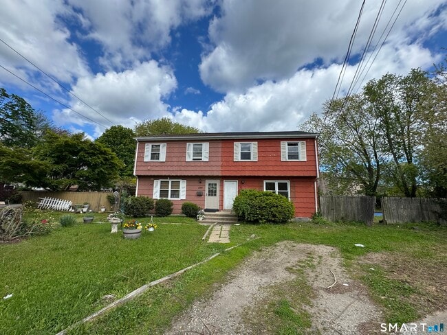 Photo - 301 McGrath Ct