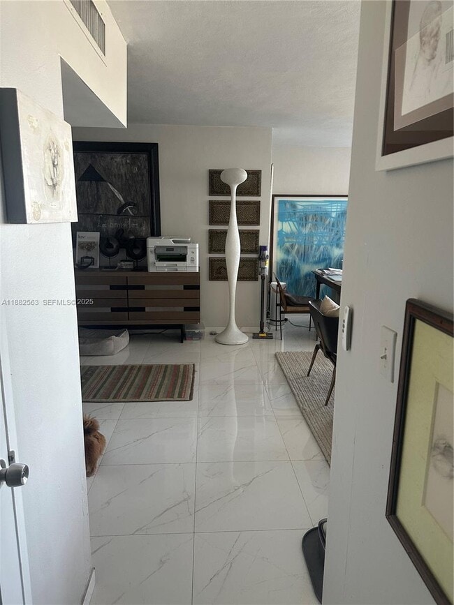 Photo - 1200 West Ave Unidad 715