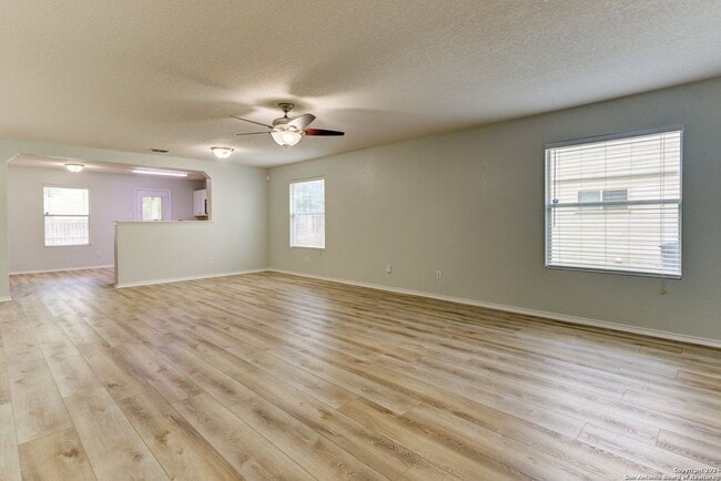 Photo - 16222 Kentucky Rdg