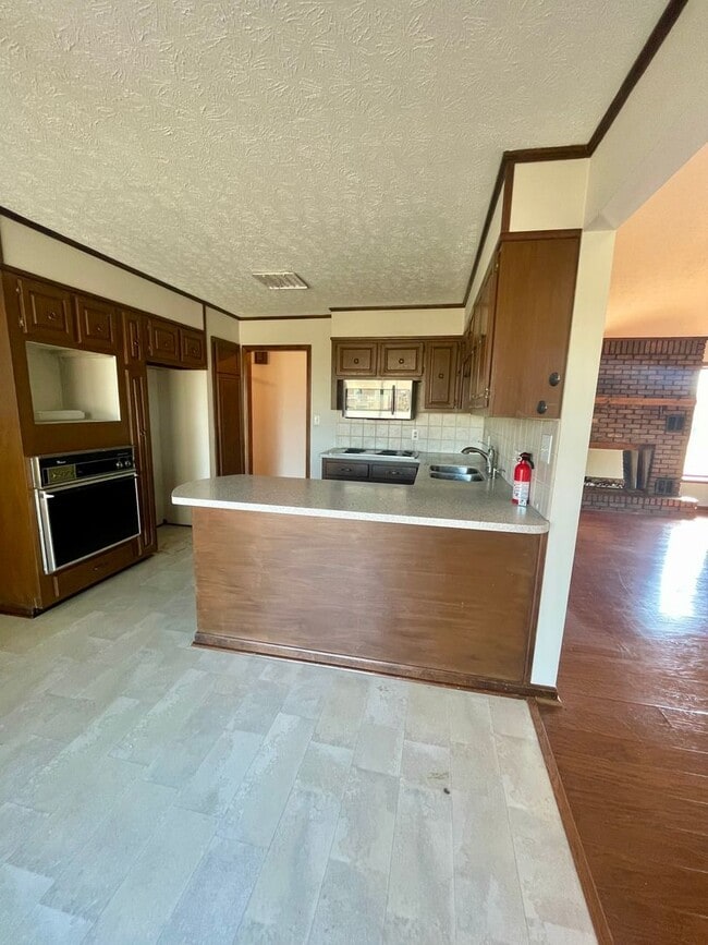 Photo - Spacious 3-Bedroom Ranch for Rent in Franklin, KY!