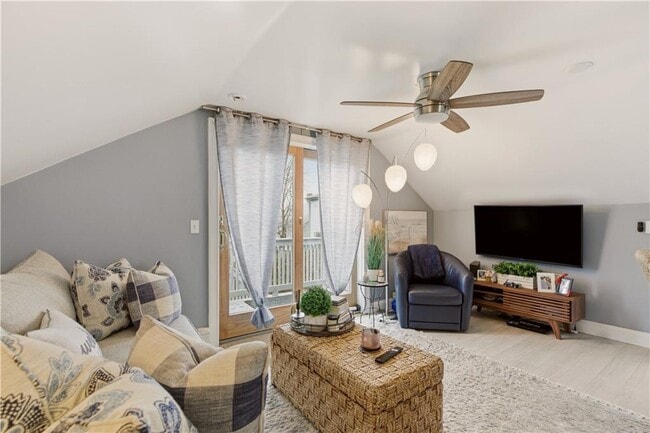 Photo - 9 Bacheller St