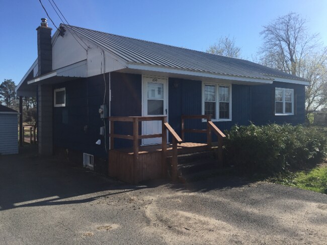 Building Photo - 230 State St