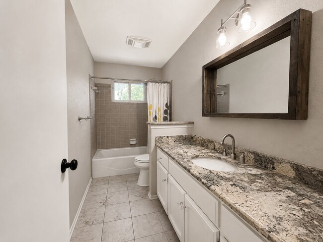 Building Photo - 14802 Canonero