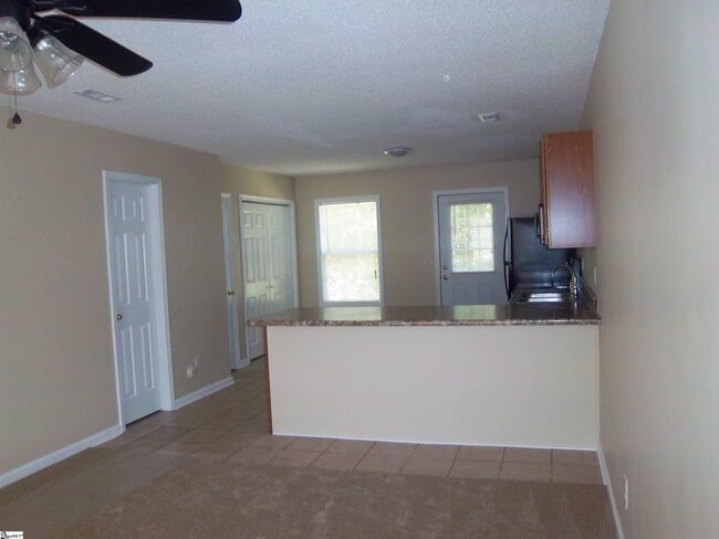 Photo - 232 Springfield Cir