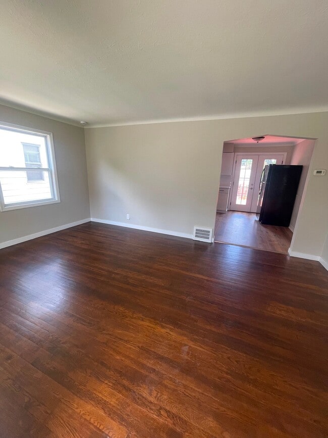 Photo - 12317 Darlington Ave