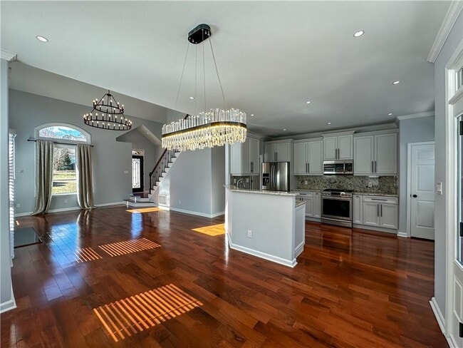 Photo - 3255 Park Chase