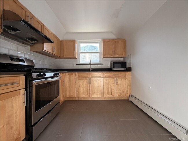 Photo - 210-10 56th Ave Unit 2nd Fl