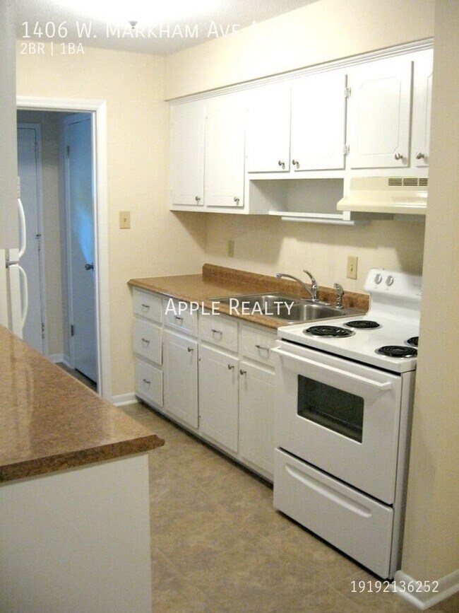 1406 W Markham Ave