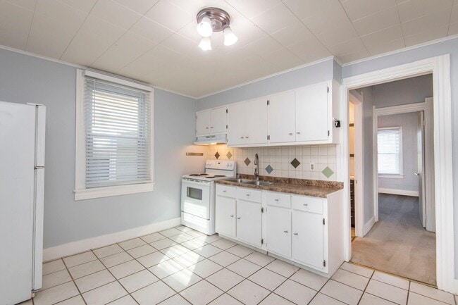 Photo - 2615 N Wauwatosa Ave