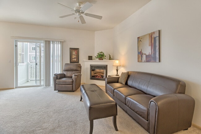 Lincoln: Living Area with Fireplace - The Madison