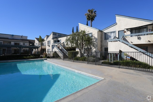 Photo - Monroe Garden