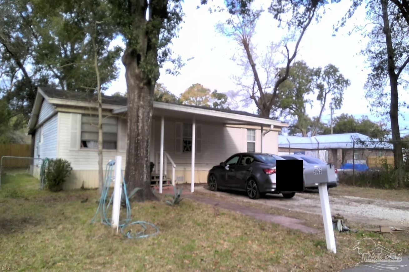 Photo - 9165 Loomis St