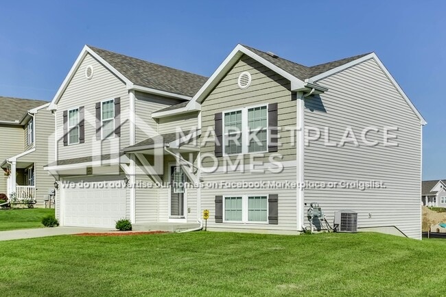 Photo - 4722 Torrington Dr SE