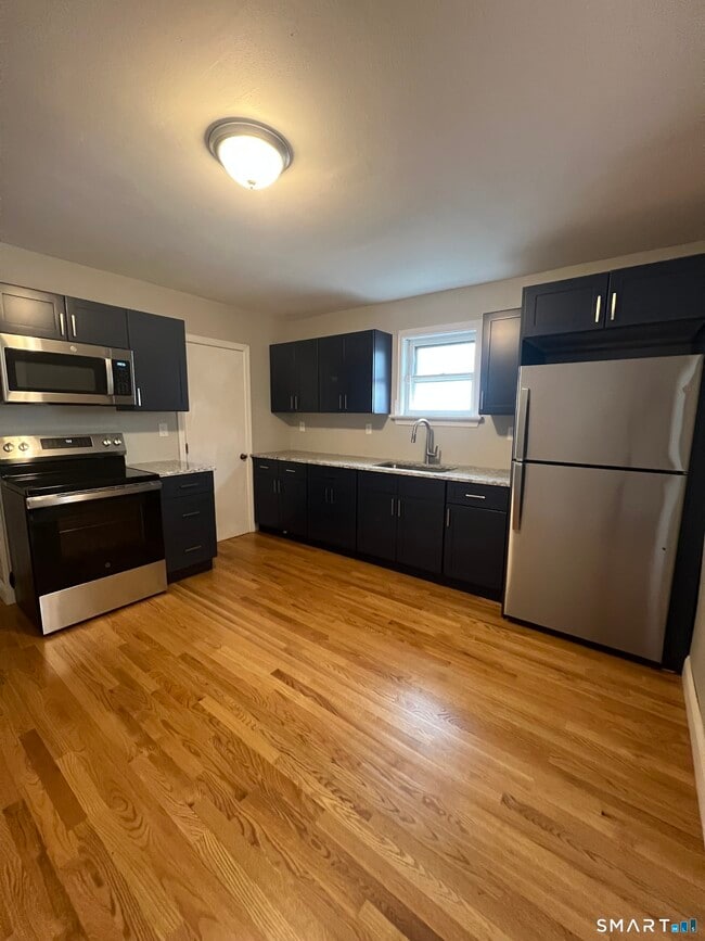 Photo - 50 Fairview St