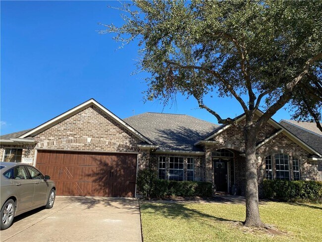 Photo - 2437 Arbor Dr House