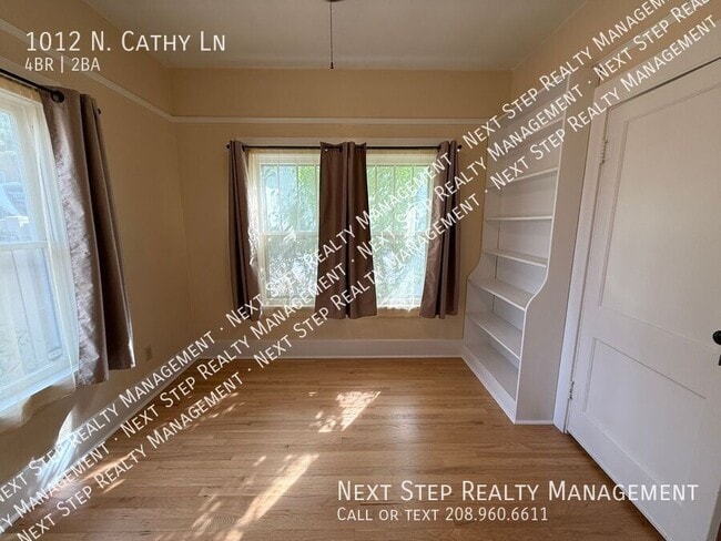 Photo - 1012 N Cathy Ln