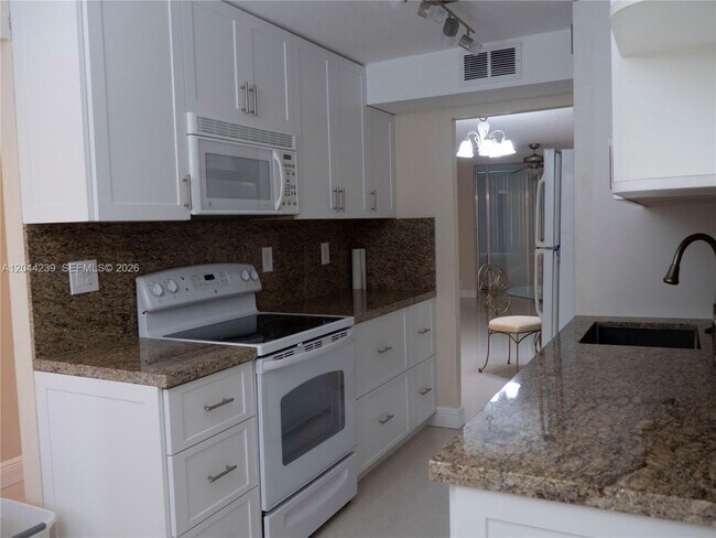 Photo - 2998 NW 48th Terrace Unidad 135